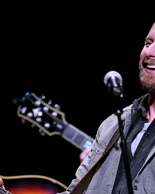 Dierks Bentley Lewisburg